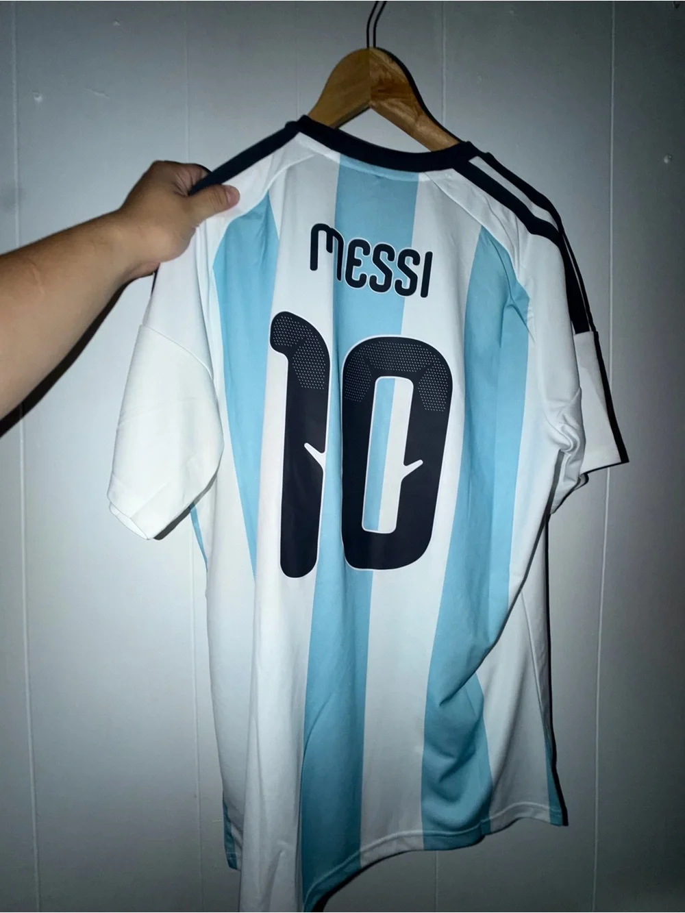Men Adidas Lionel Messi home jersey #10 Size XL